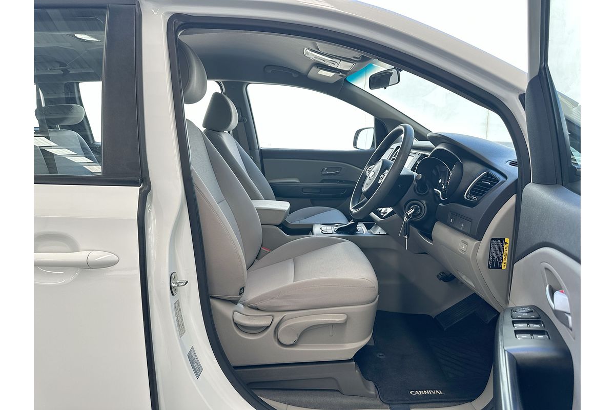2018 Kia Carnival S YP