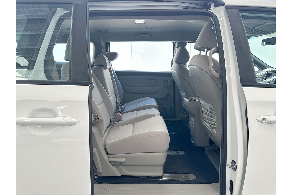 2018 Kia Carnival S YP