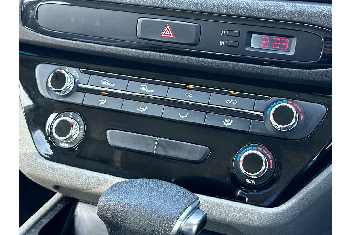 2018 Kia Carnival S YP