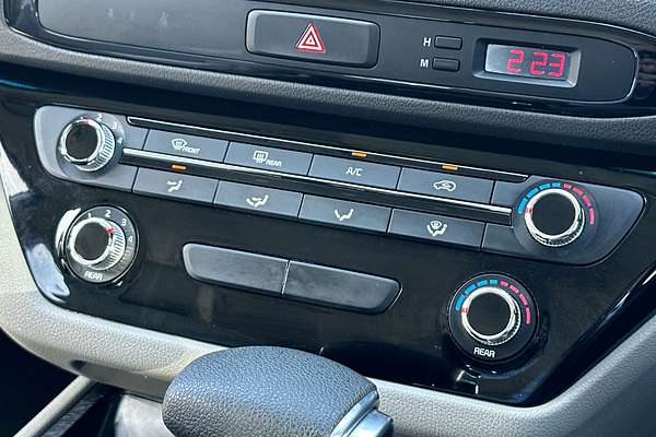 2018 Kia Carnival S YP