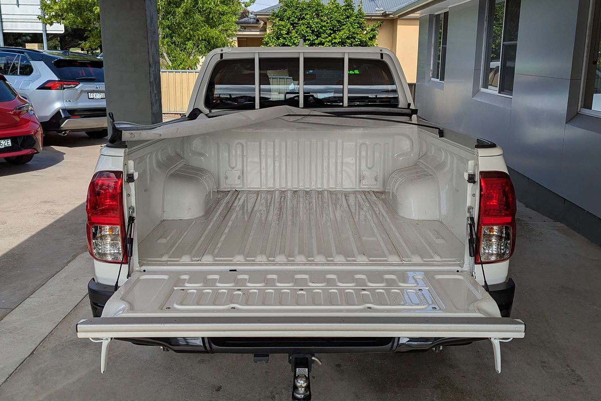 2024 Toyota Hilux SR GUN126R