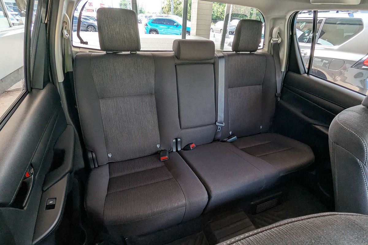 2024 Toyota Hilux SR GUN126R