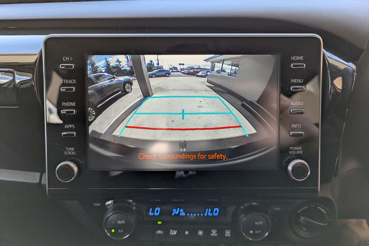 2024 Toyota Hilux SR GUN126R