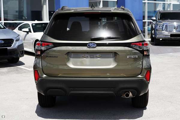 2025 Subaru Forester Hybrid Touring S6