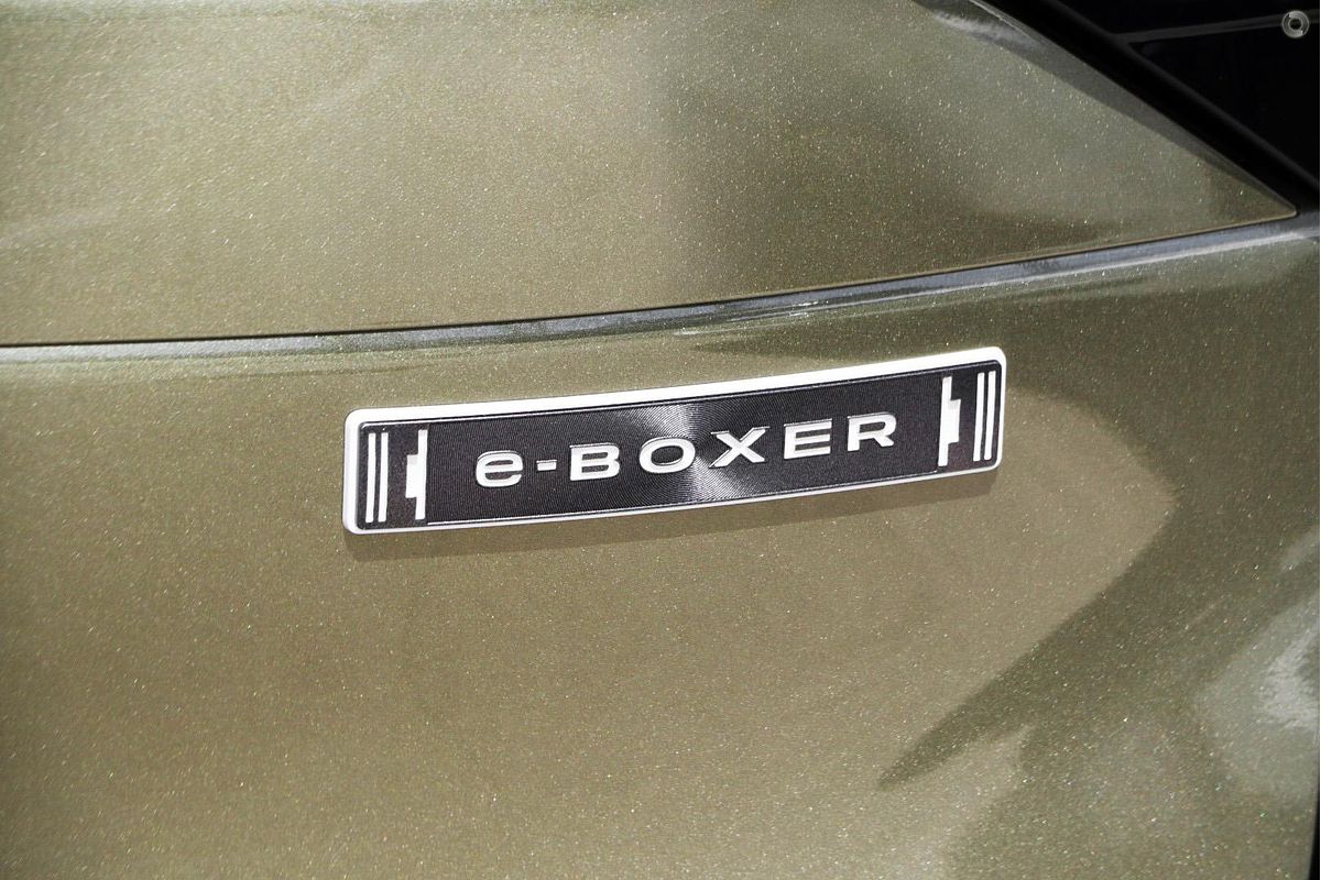 2025 Subaru Forester Hybrid Touring S6