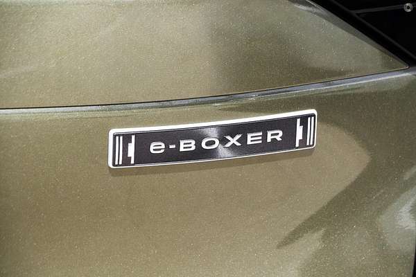 2025 Subaru Forester Hybrid Touring S6