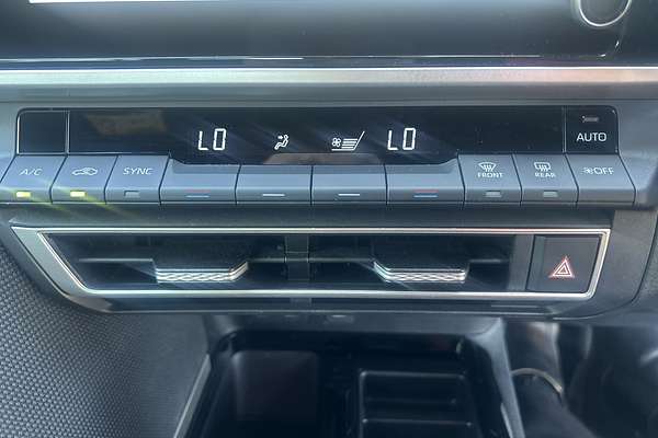 2024 Toyota Camry Ascent AXVH80R