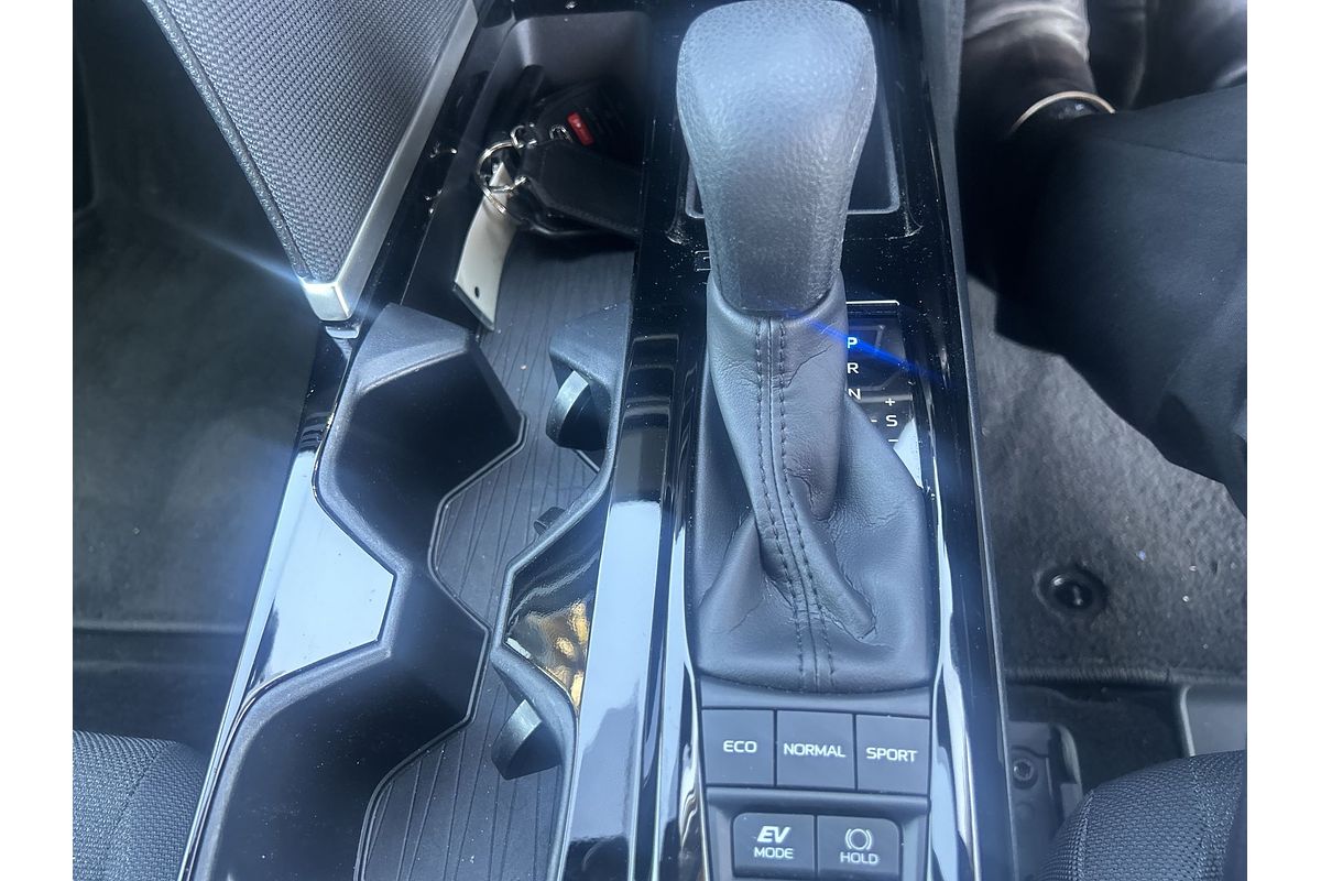 2024 Toyota Camry Ascent AXVH80R