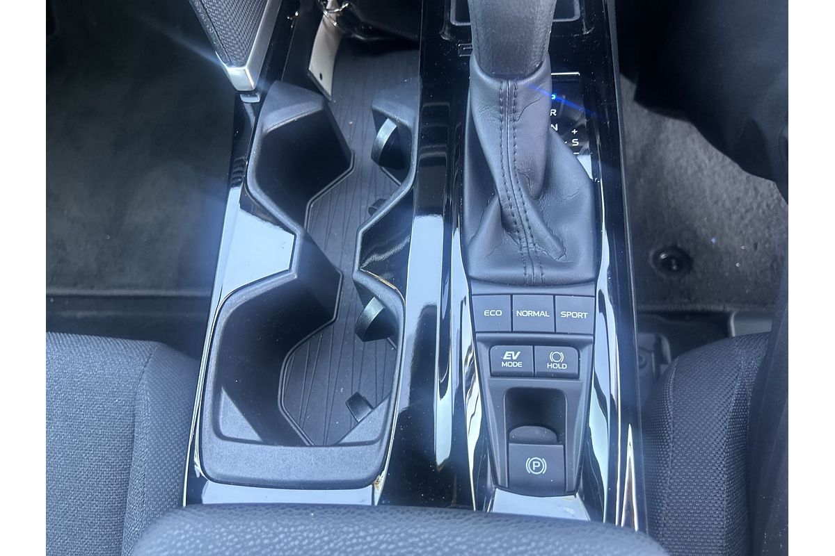 2024 Toyota Camry Ascent AXVH80R