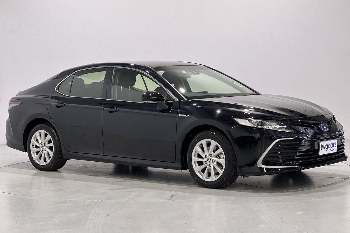 2024 Toyota Camry Ascent AXVH70R