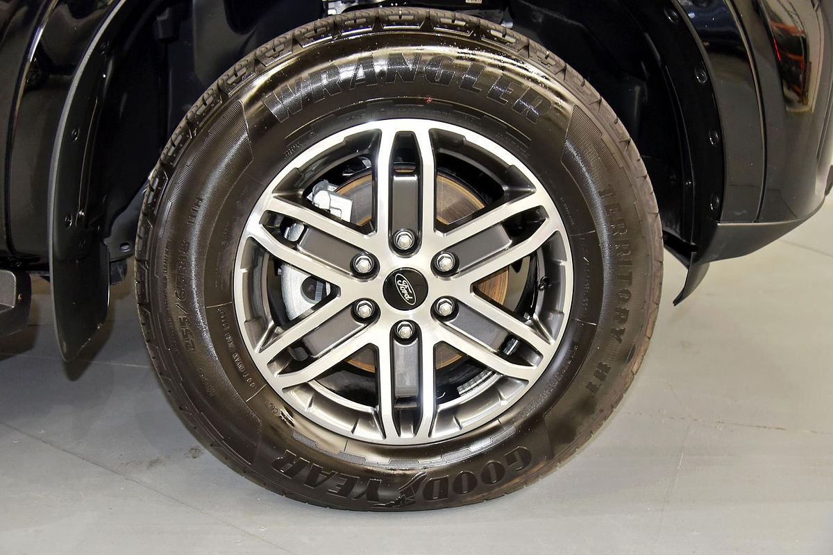 2025 Ford Everest Trend 2.0L