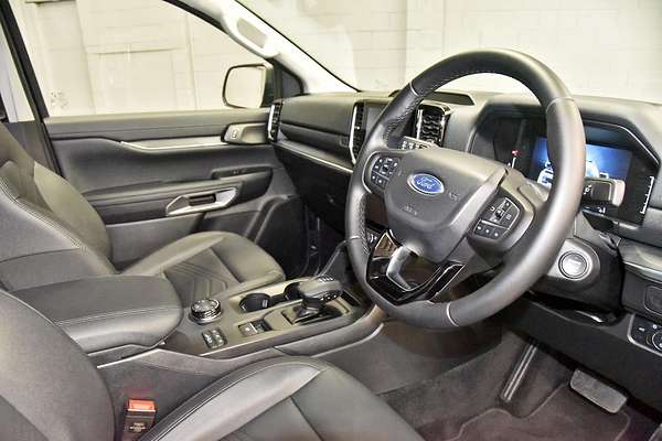 2025 Ford Everest Trend 2.0L