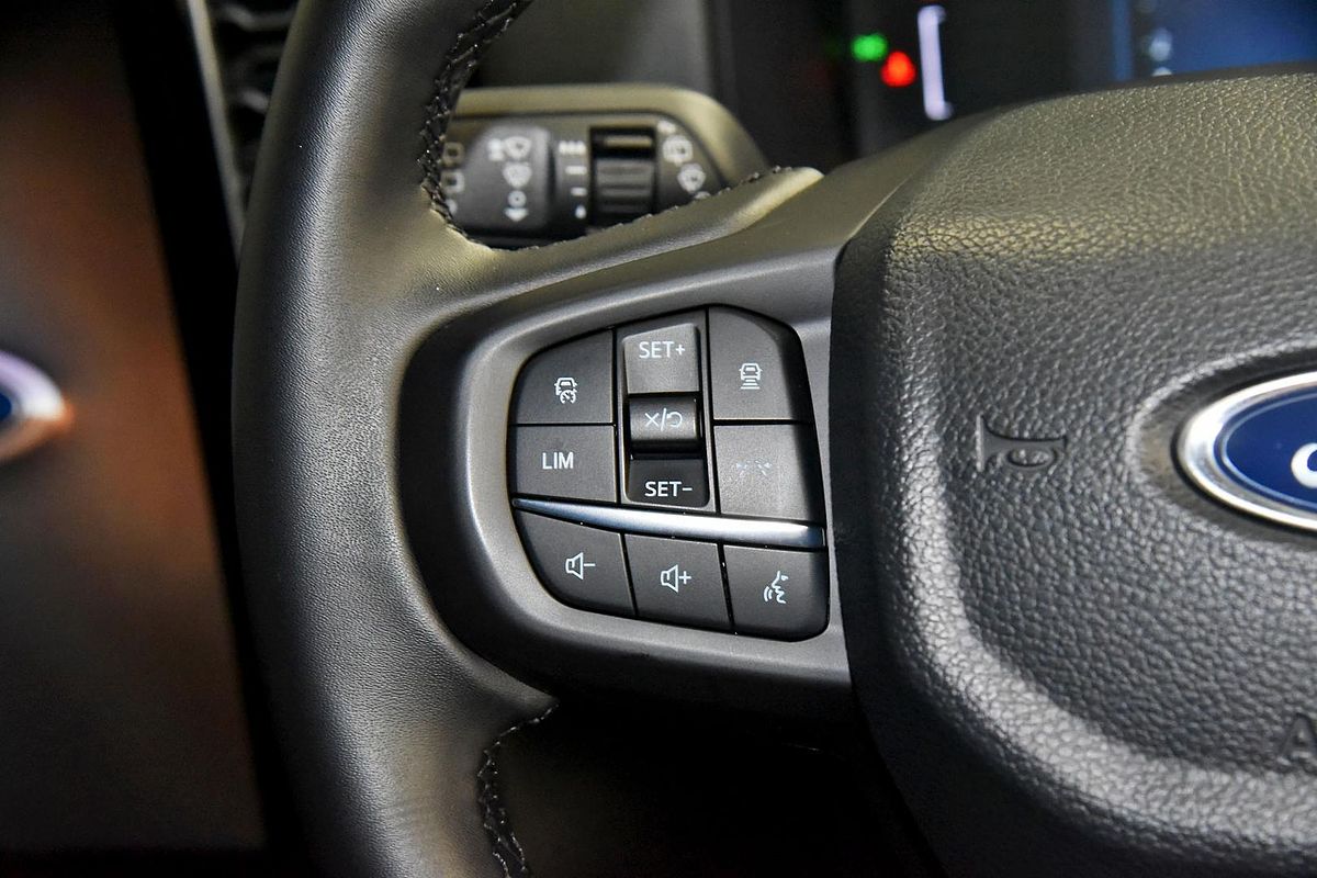 2025 Ford Everest Trend 2.0L