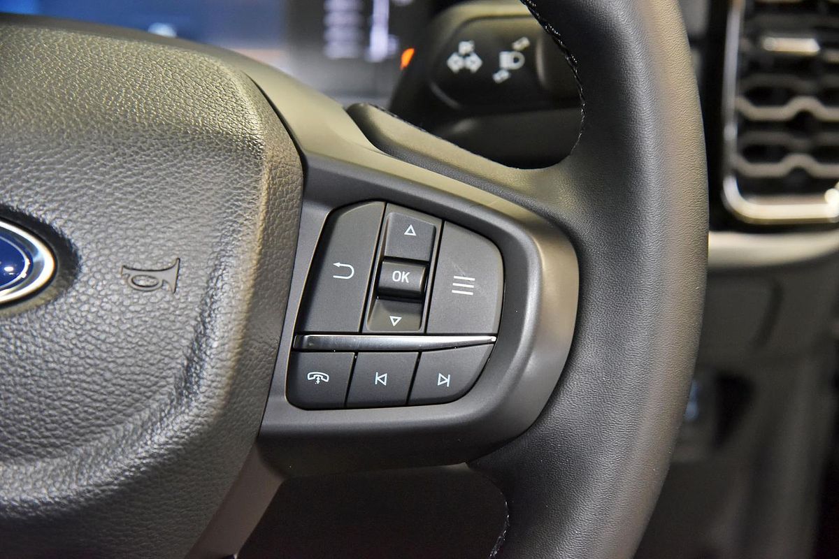 2025 Ford Everest Trend 2.0L