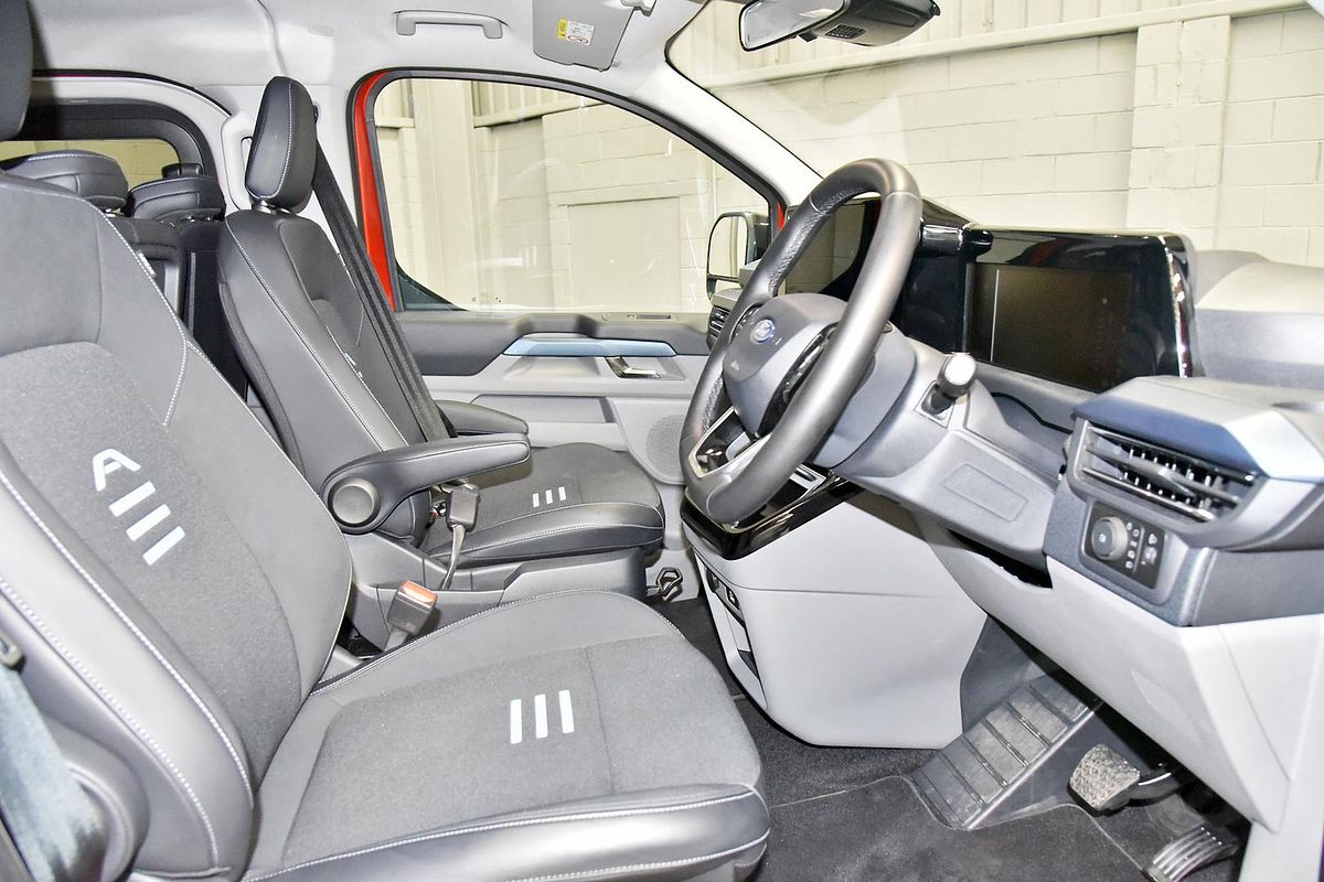 2024 Ford Tourneo Active AV SWB