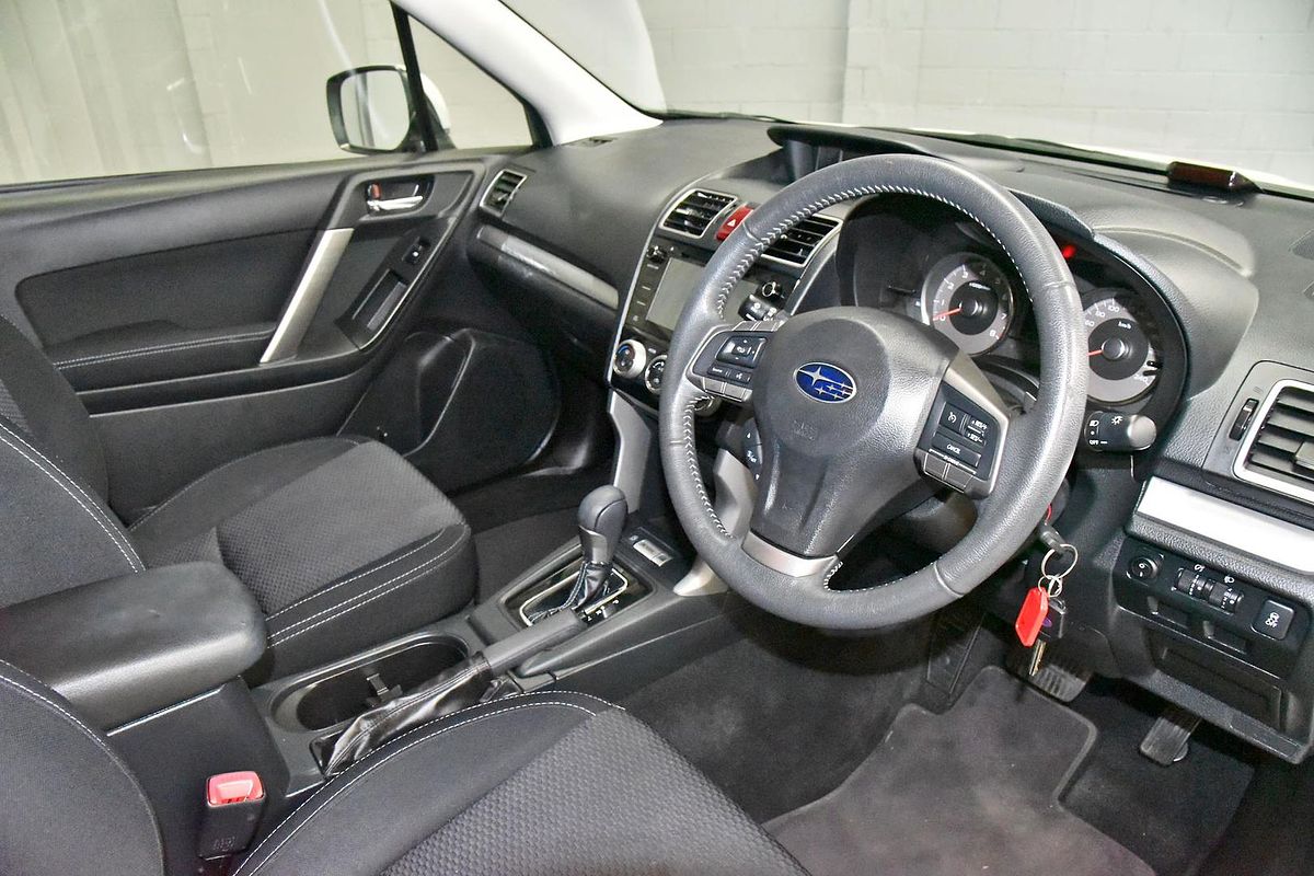 2015 Subaru Forester 2.5i-L S4