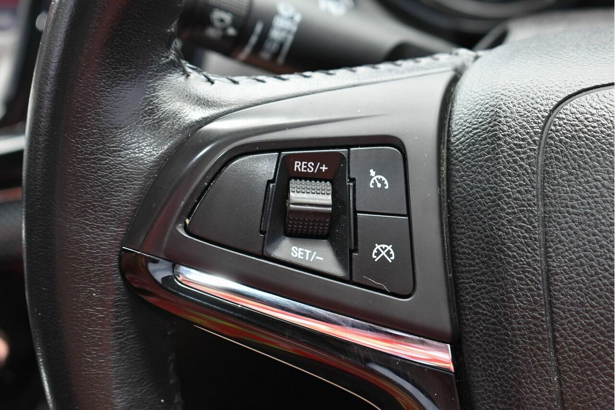 2016 Holden Commodore SV6 VF Series II