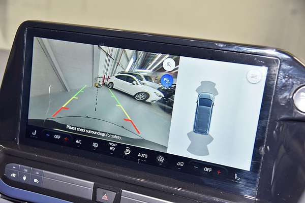 2024 Ford Tourneo Active AV SWB