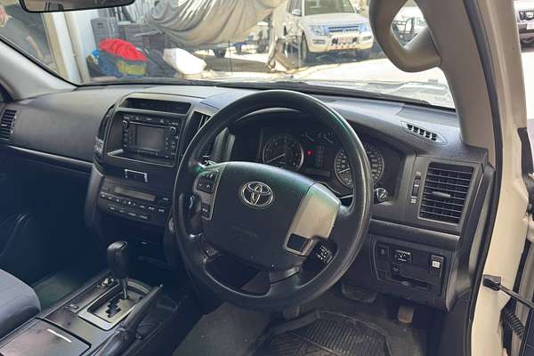 2009 Toyota Landcruiser GXL VDJ200R