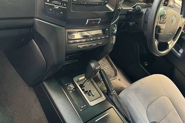 2009 Toyota Landcruiser GXL VDJ200R