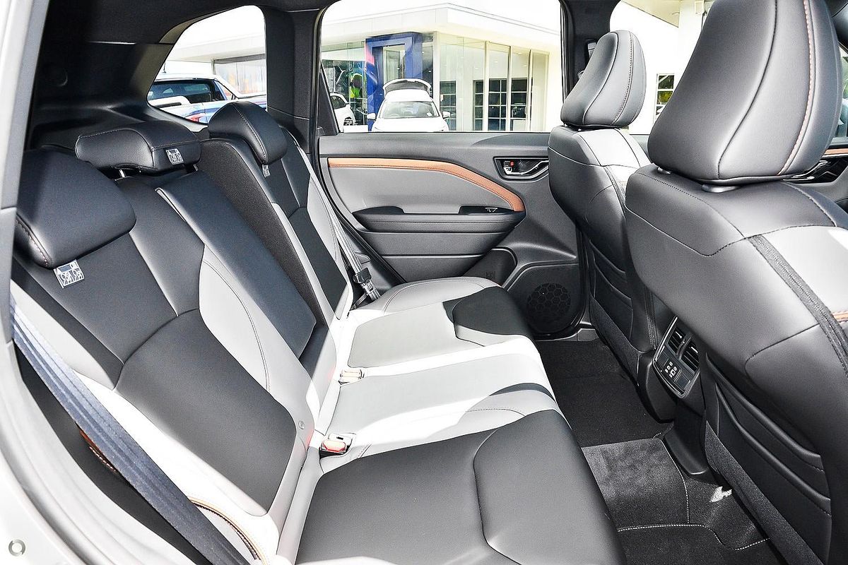 2025 Subaru Forester Hybrid Sport S6