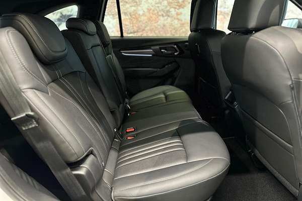 2025 Isuzu MU-X LS-T