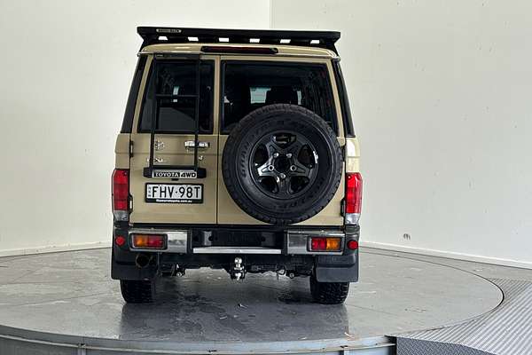 2024 Toyota Landcruiser GXL VDJL76R