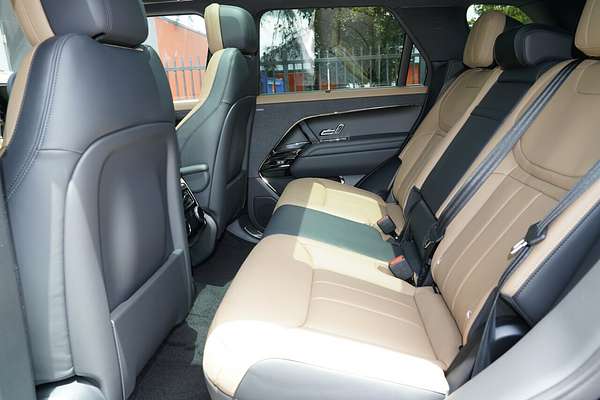 2025 Land Rover Range Rover Sport PHEV P460e Dynamic HSE L461