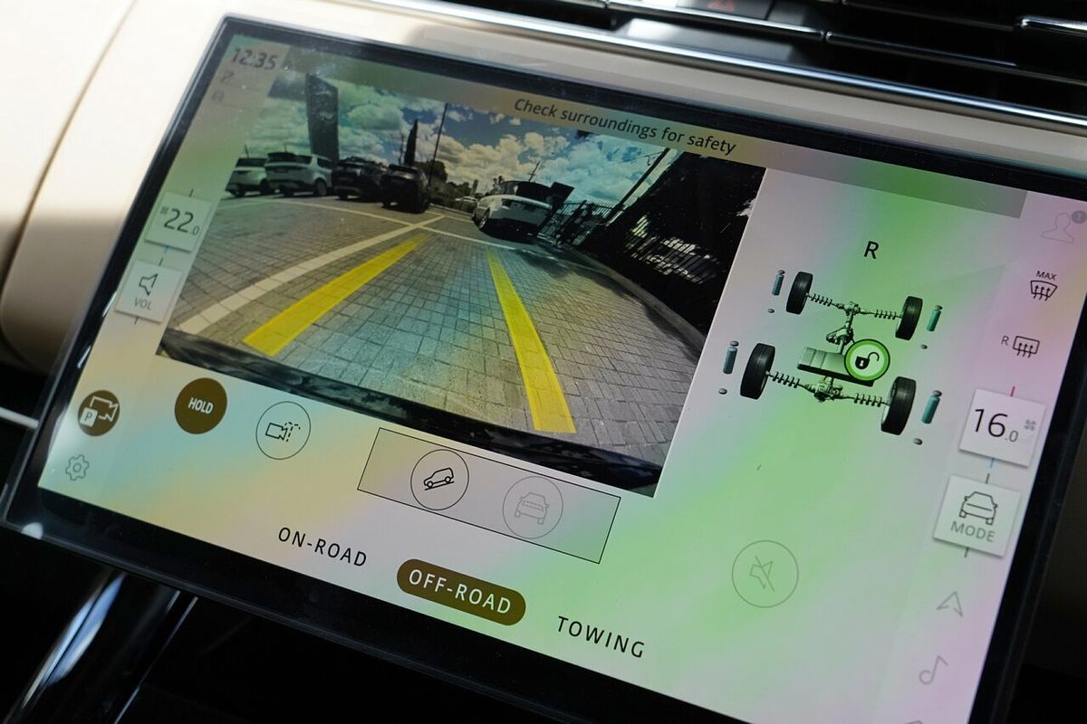 2025 Land Rover Range Rover Sport PHEV P460e Dynamic HSE L461