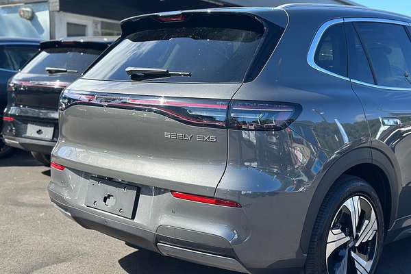 2025 Geely EX5 Inspire E245 thumb-1