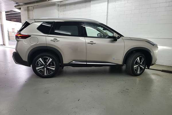 2025 Nissan X-TRAIL Ti e-POWER T33