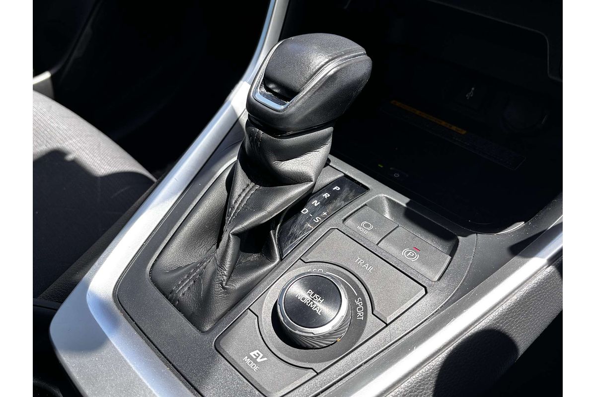 2020 Toyota RAV4 GXL AXAH54R