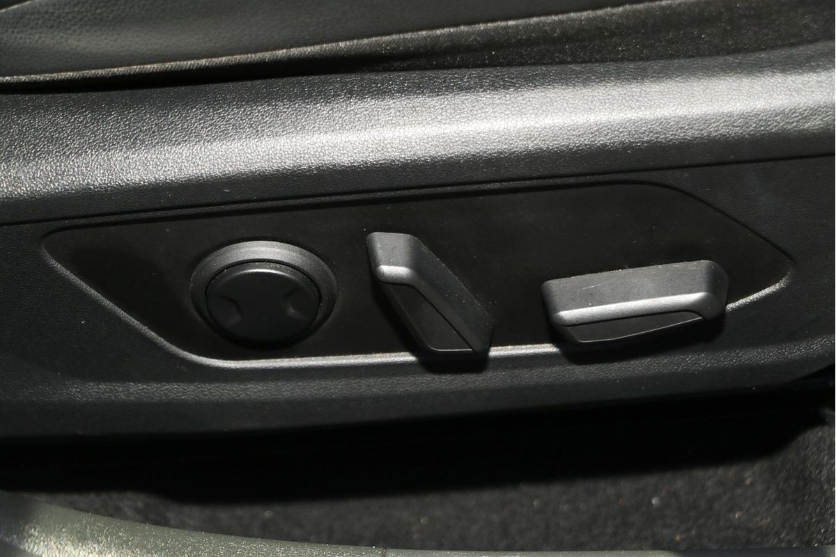 2023 Hyundai i30 Premium CN7.V2