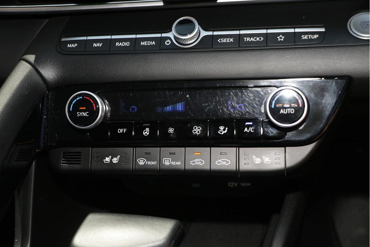 2023 Hyundai i30 Premium CN7.V2