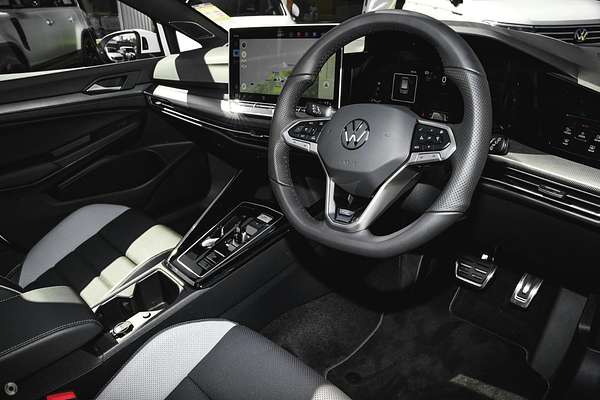 2025 Volkswagen Golf 110TSI R-Line 8.5