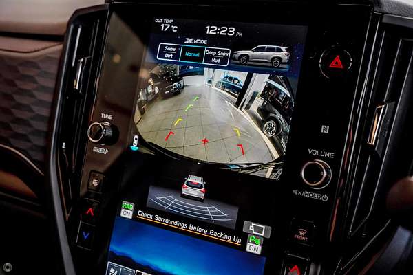 2025 Subaru Forester Hybrid Touring S6