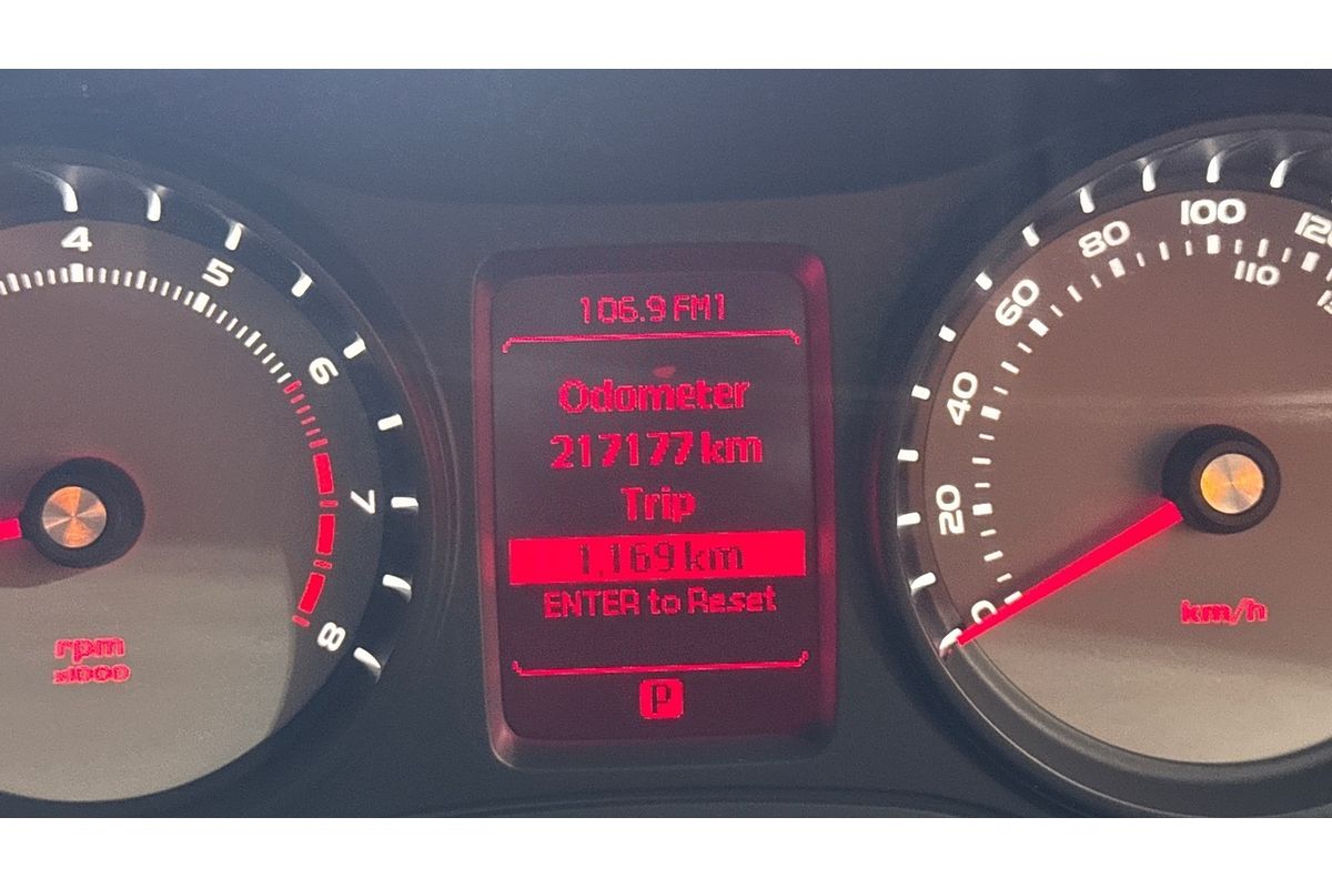 2010 Holden Commodore SV6 VE