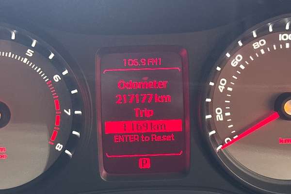 2010 Holden Commodore SV6 VE