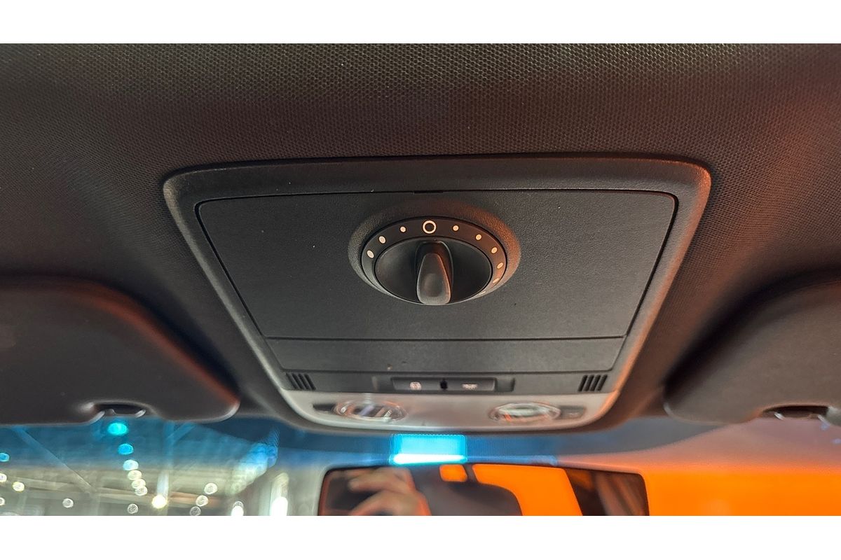 2010 Holden Commodore SV6 VE