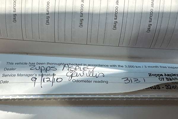 2010 Holden Commodore SV6 VE