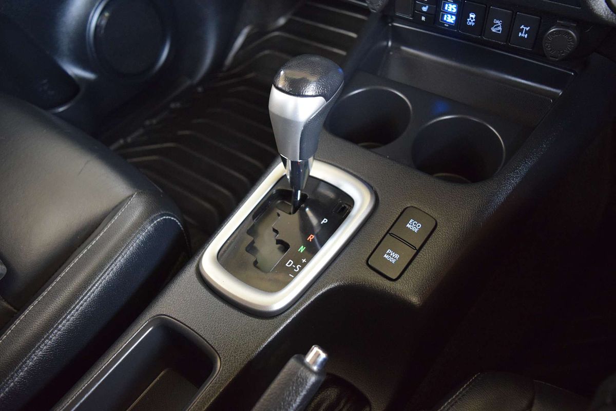 2020 Toyota Hilux SR5 GUN126R 4X4