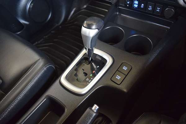 2020 Toyota Hilux SR5 GUN126R 4X4