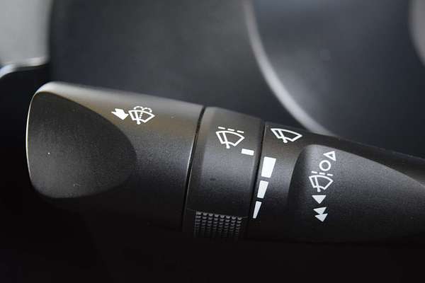 2020 Toyota Hilux SR5 GUN126R 4X4