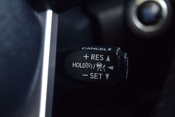 2020 Toyota Hilux SR5 GUN126R 4X4