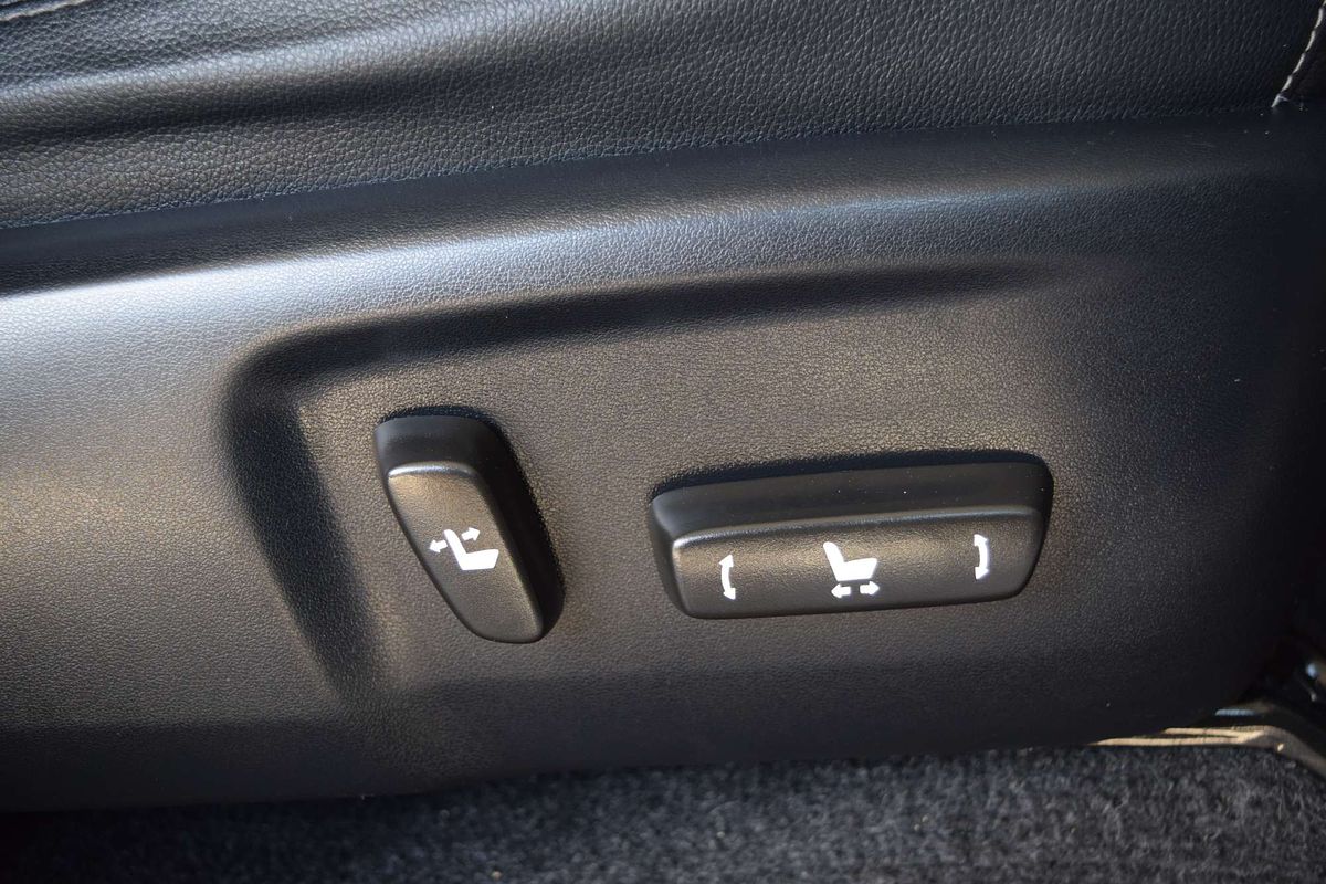 2020 Toyota Hilux SR5 GUN126R 4X4