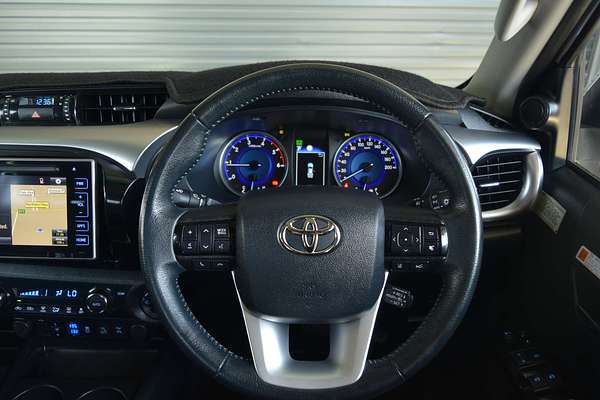 2020 Toyota Hilux SR5 GUN126R 4X4