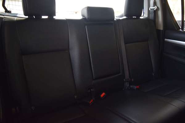 2020 Toyota Hilux SR5 GUN126R 4X4