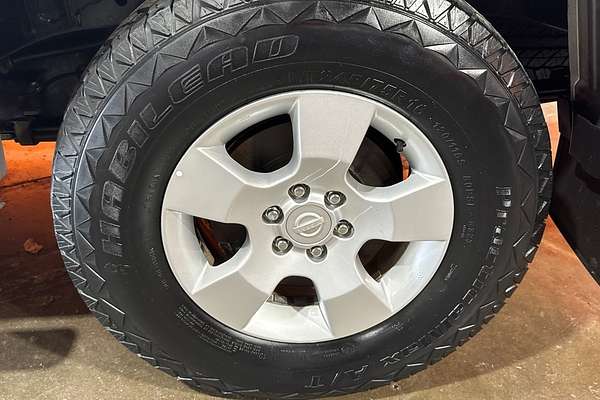 2010 Nissan Navara ST D40 4X4