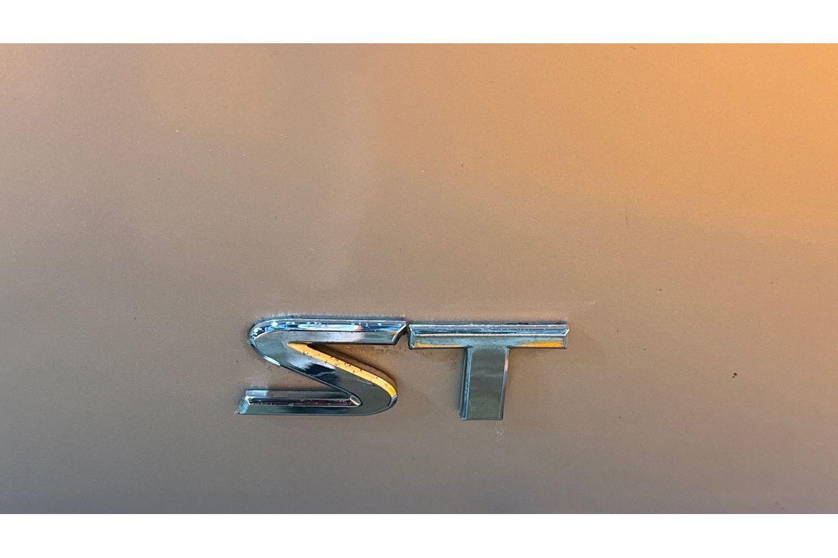 2010 Nissan Navara ST D40 4X4