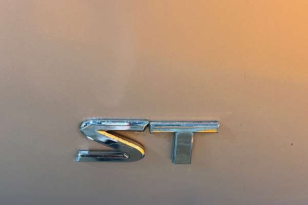 2010 Nissan Navara ST D40 4X4